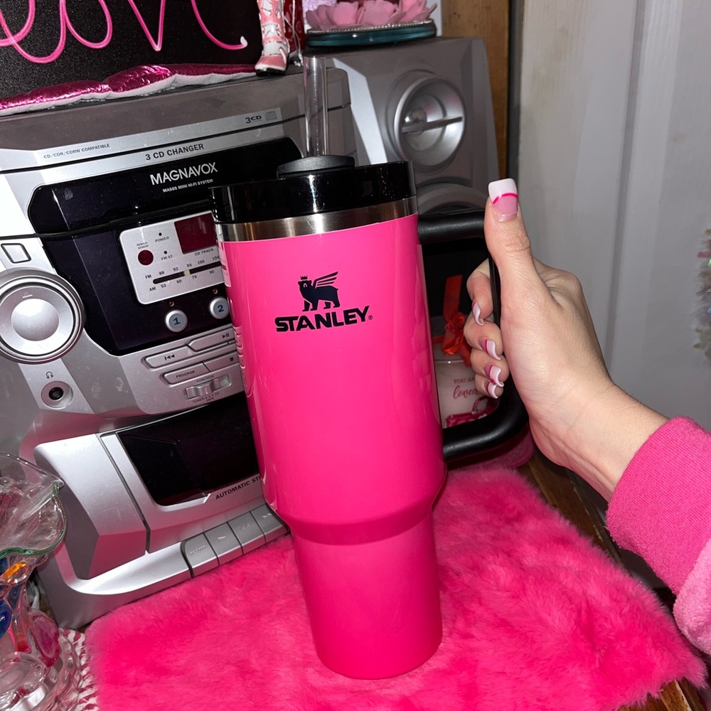 Stanley Neon Electric Pink 40oz